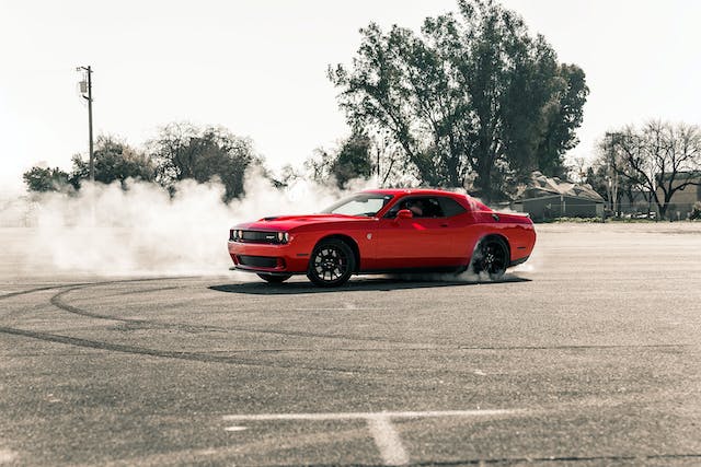 Coche rojo; La subida de los seguros de coche este año