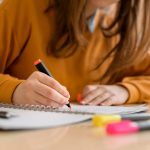 Becas estudiantiles - Vive Más Vidas
