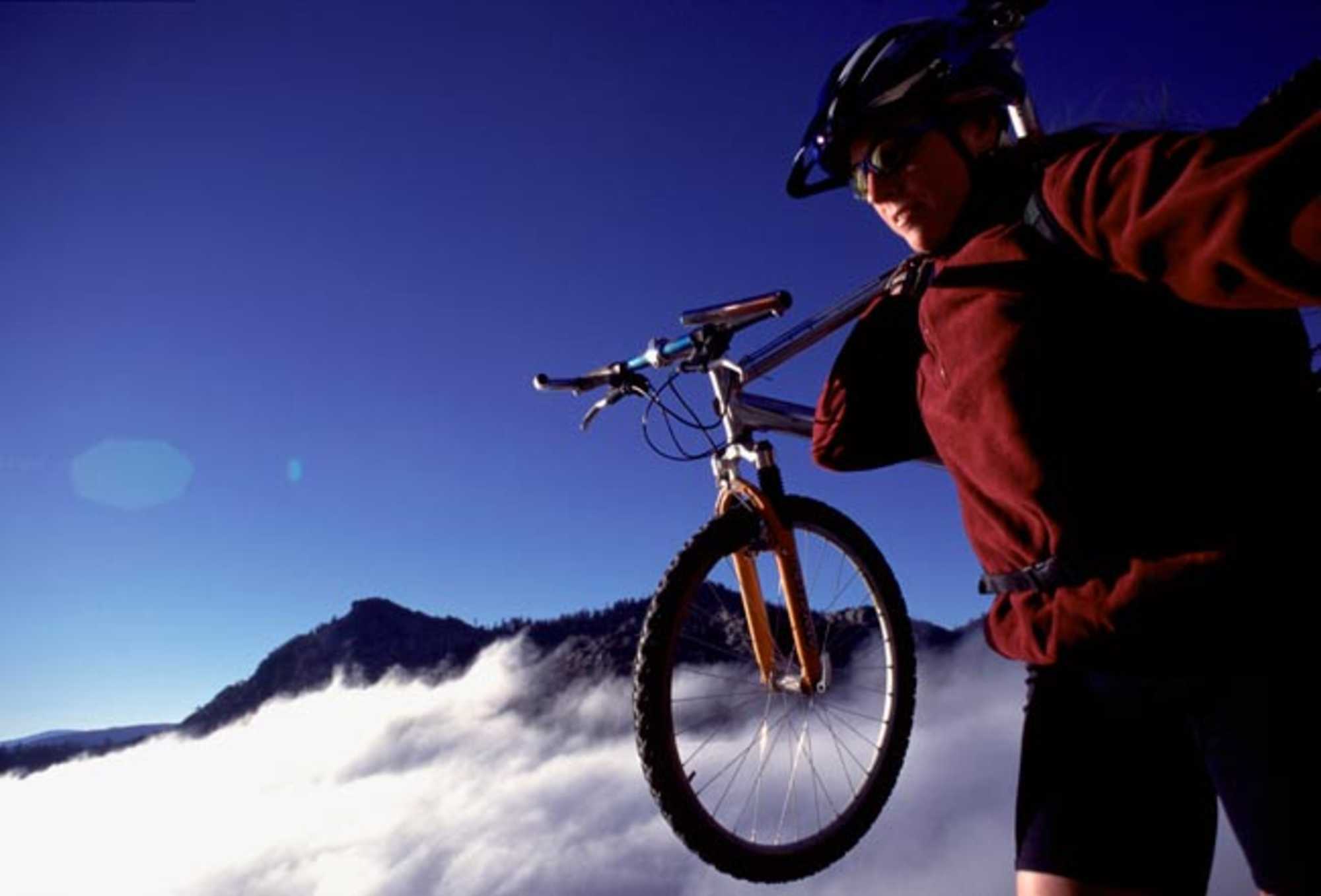 paso Mezclado Loza de barro MTB, la equipación básica - Ciclismo de montaña | ViveMásVidas