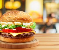 ¿Qué es el índice Big Mac y ayudarte a organizar un viaje?