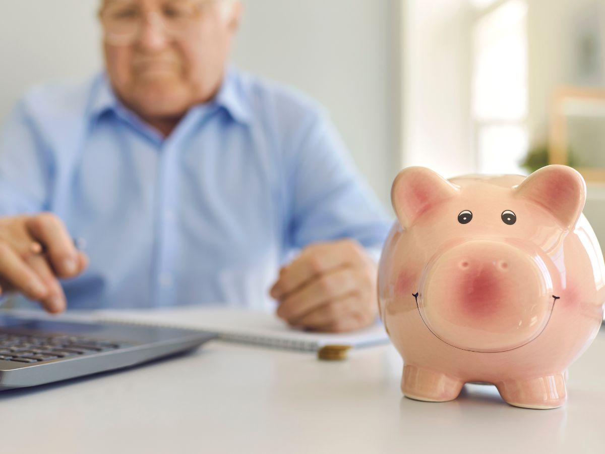 Descubre cómo la jubilación demorada puede aumentar tus ingresos y asegurar tu futuro financiero.