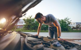 ¿Cómo hacer el mantenimiento al coche?