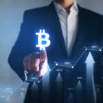 ¿Qué debes considerar si inviertes en criptomonedas?