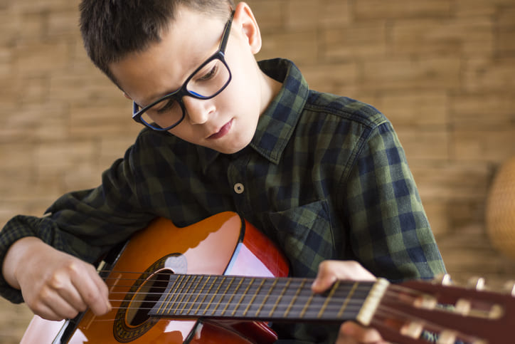 Financiar guitarra flamenca