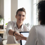 ¿Cómo conseguir tu primer trabajo?