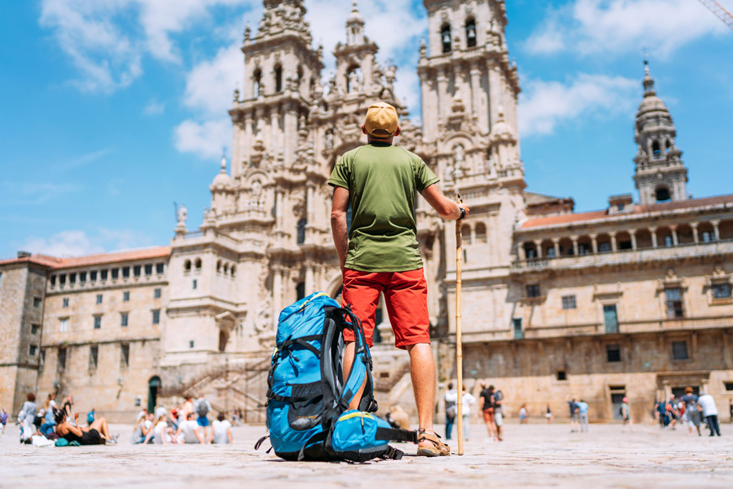 Turista con mochila